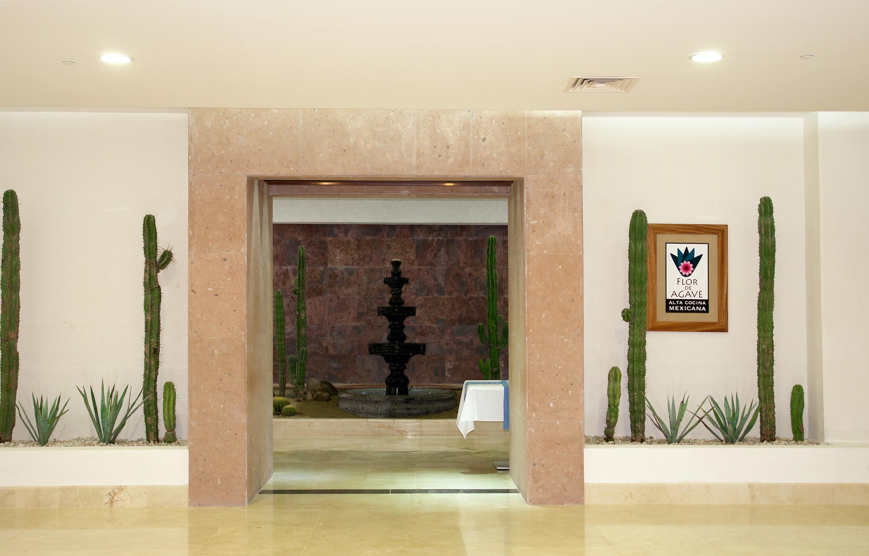 Azul Ixtapa Grand All Inclusive Suites - Spa & Convention Center Extérieur photo Entrance to the hotel