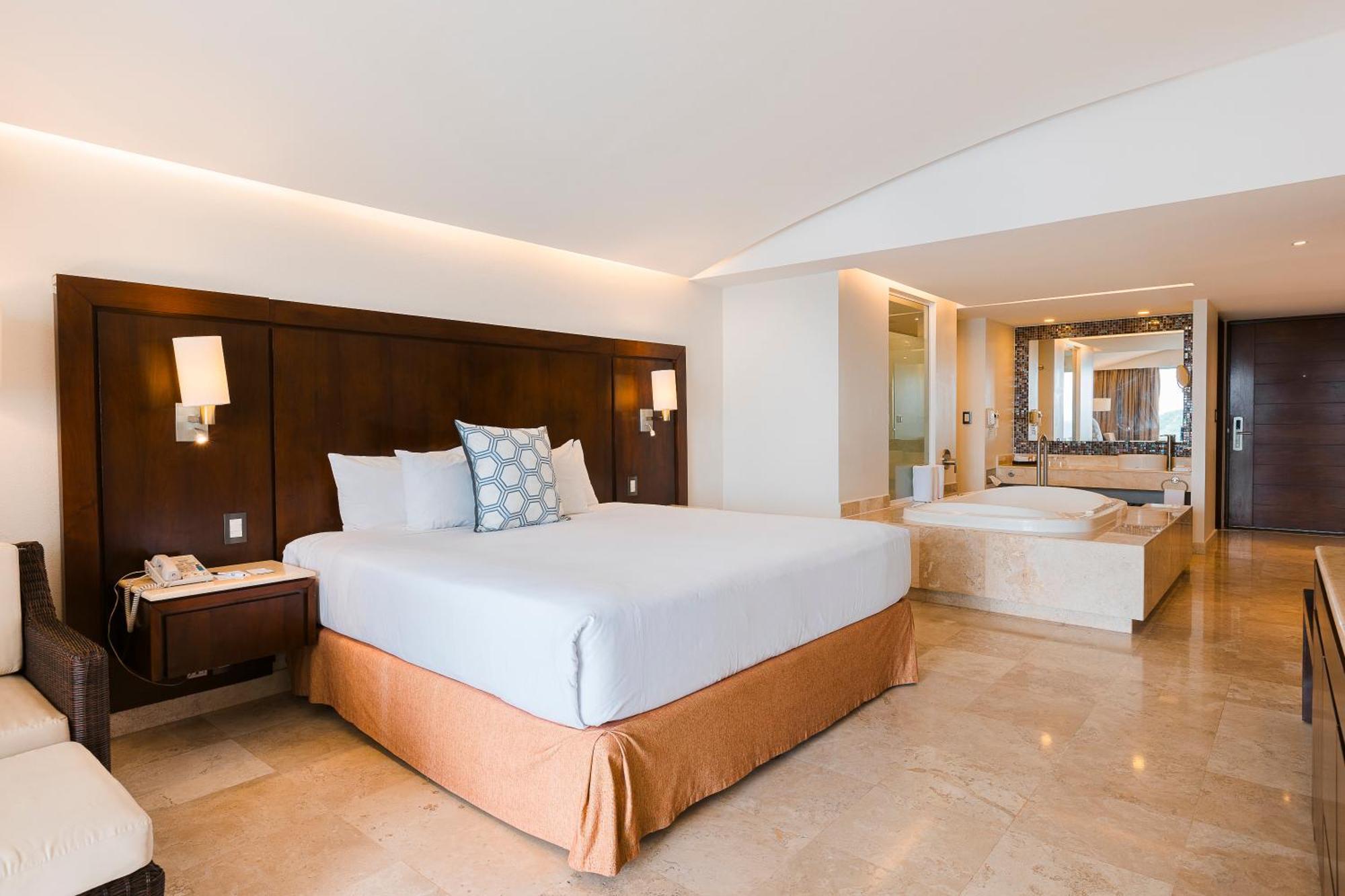 Azul Ixtapa Grand All Inclusive Suites - Spa & Convention Center Extérieur photo A room at the hotel