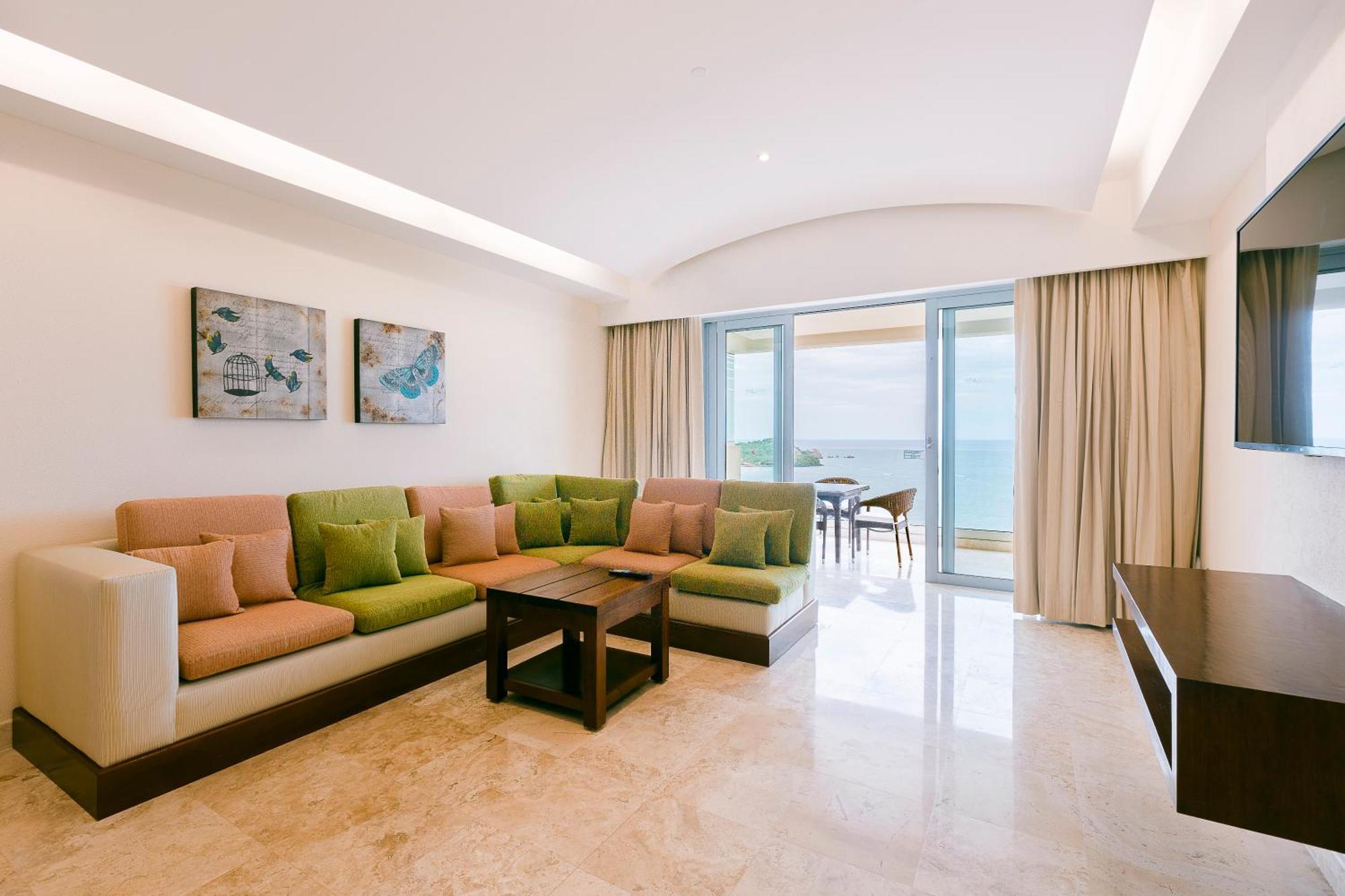 Azul Ixtapa Grand All Inclusive Suites - Spa & Convention Center Extérieur photo Living room