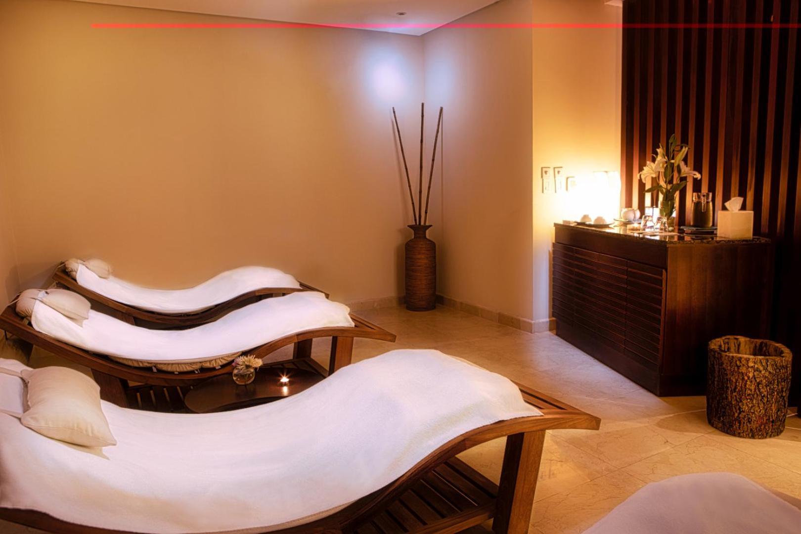 Azul Ixtapa Grand All Inclusive Suites - Spa & Convention Center Extérieur photo Spa at the Four Seasons Hotel, Mumbai